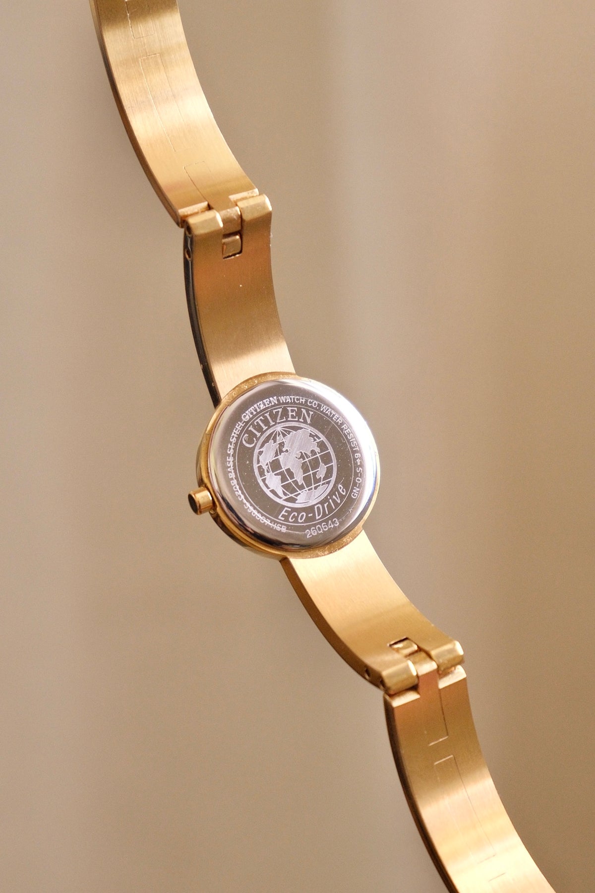 Vintage Ladies Citizen Eco Drive Watch MOP dial and Matching Bracelet Set in Orginal Wooden Box