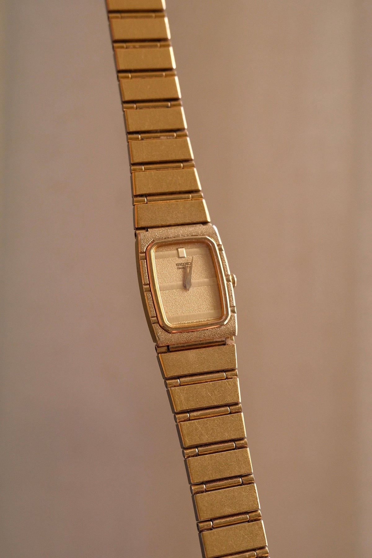 Rare Vintage 80s Gold Tank Seiko Ladies Quartz Watch