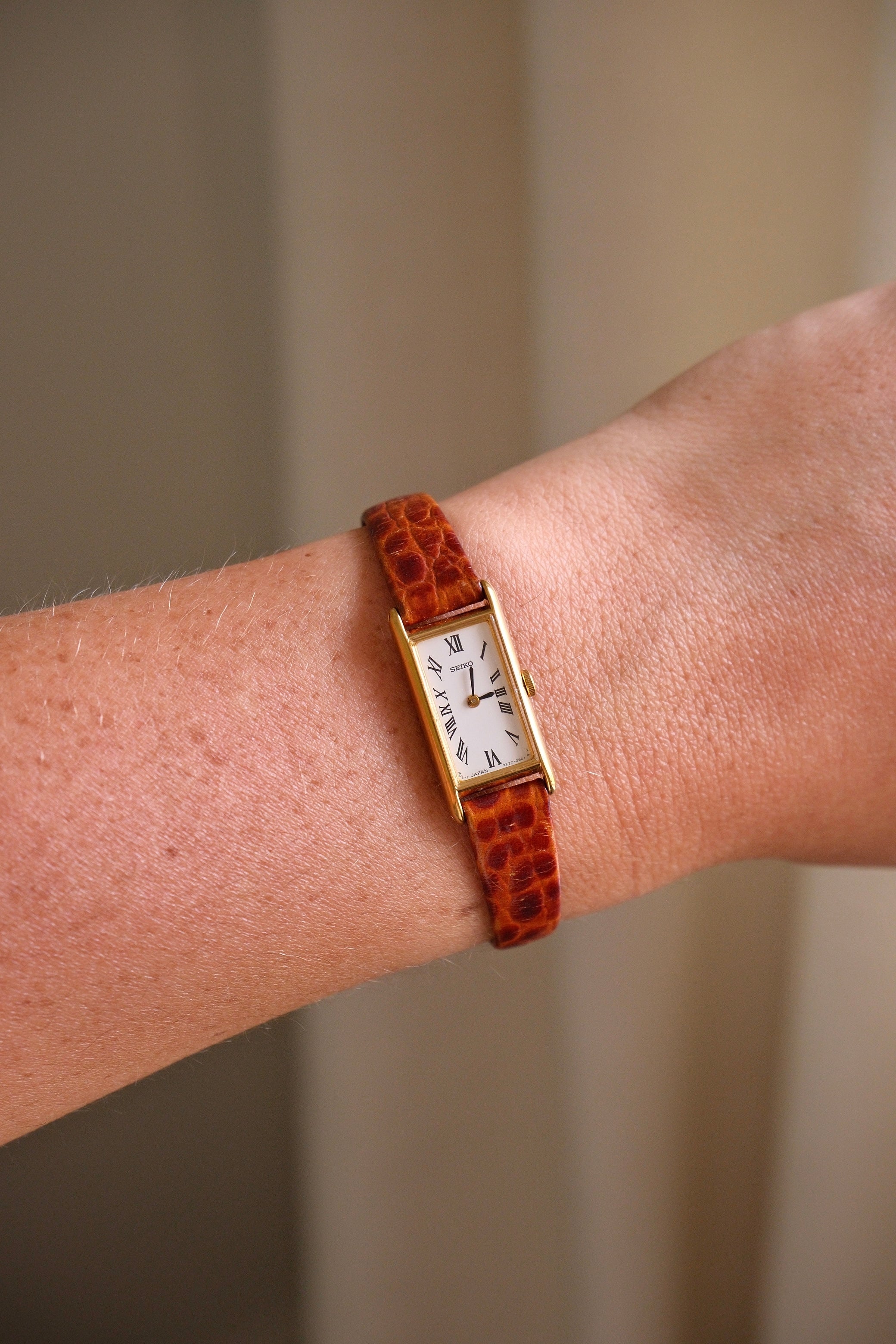 Rare 90s Slim & Petite Gold Tank Style Seiko Watch Roman Numerals on Leather Strap Working