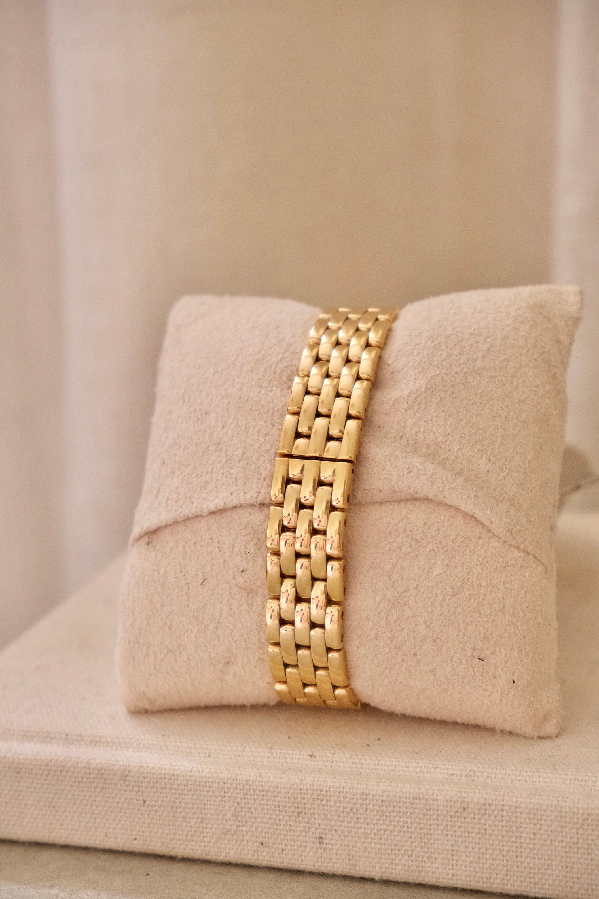 Vintage Women’s 18k Gold Plated Raymond Weil Watch