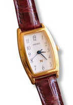 Near Mint Vintage 90s Seiko Noie Baignoire Style Burgendy Leather Strap Watch Working