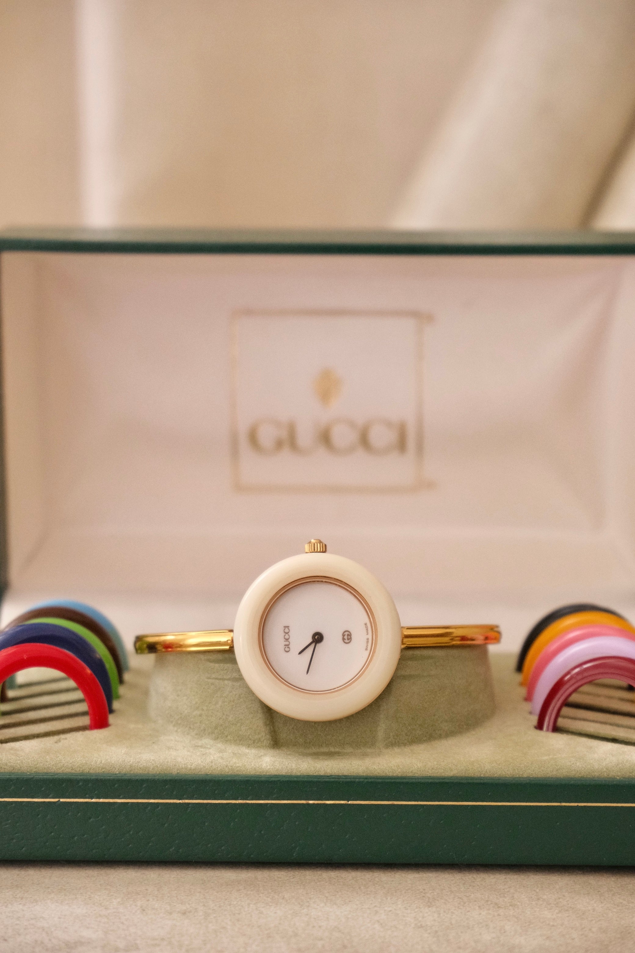 RARE Vintage Gucci Interchangeable Bezel Watch FULL SET with Box Working