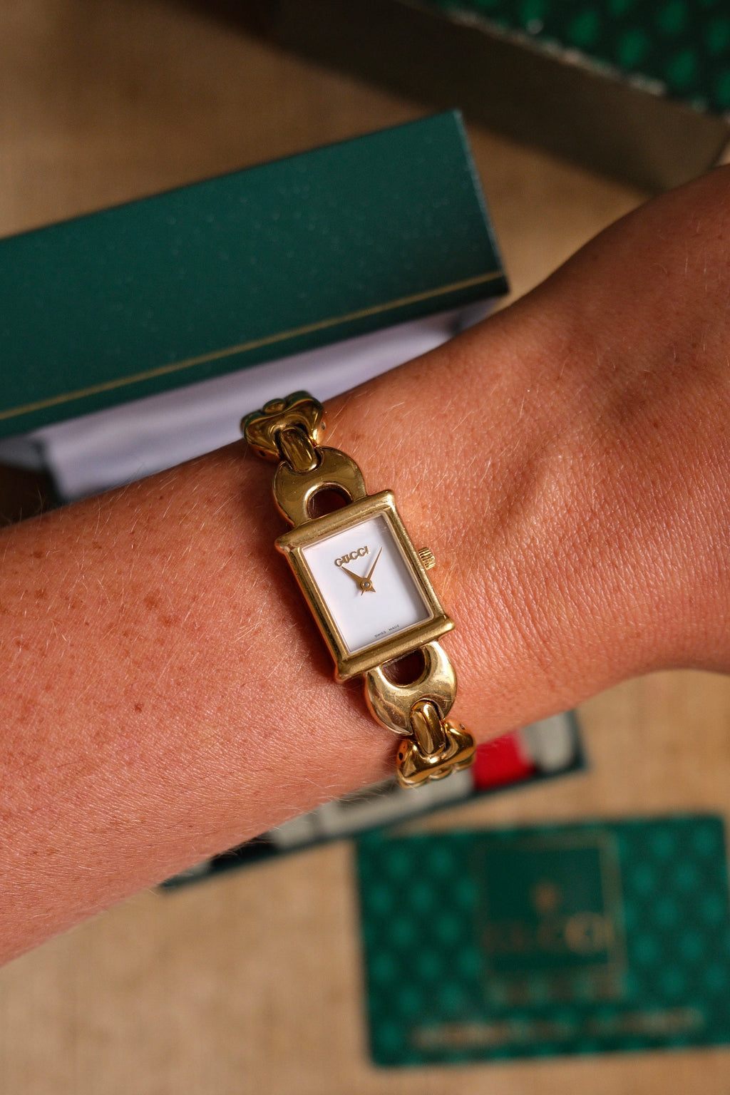 RARE FULL SET Vintage 1995 Gucci 1800L Watch Gold Plated Horsebit Bracelet Leather Straps, Quartz