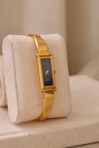 Vintage Ladies 1500L Gold Horsebit Gucci Watch