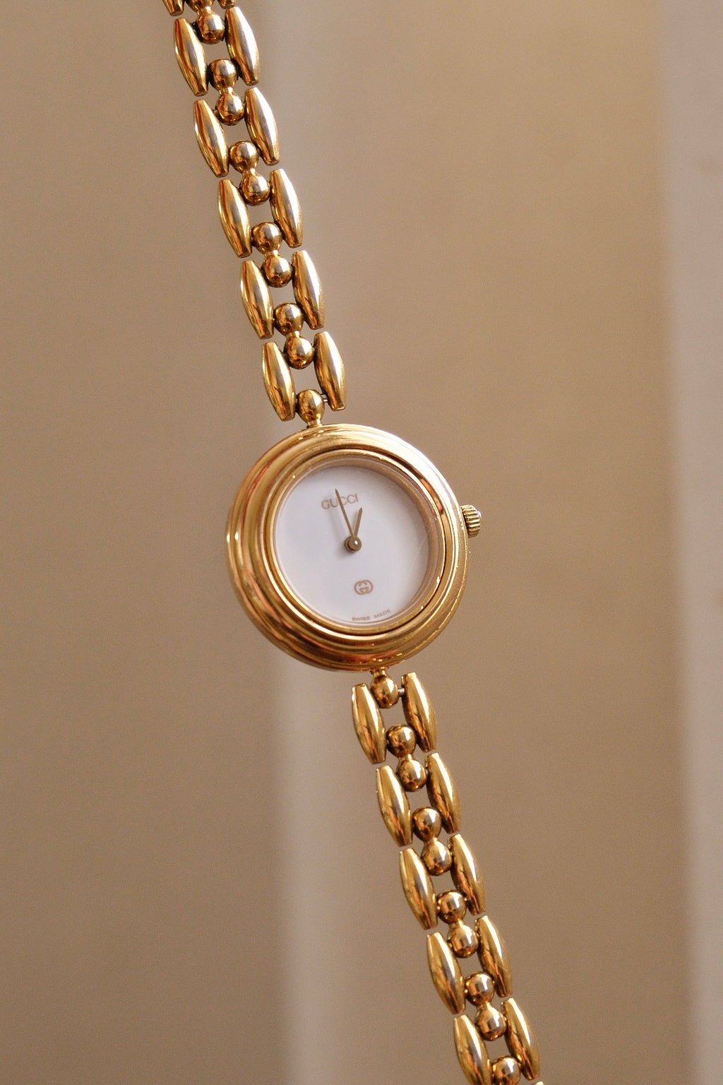 Rare Vintage Ladies Gold Plated 11/12 Gucci Watch 6 Bezels in Box