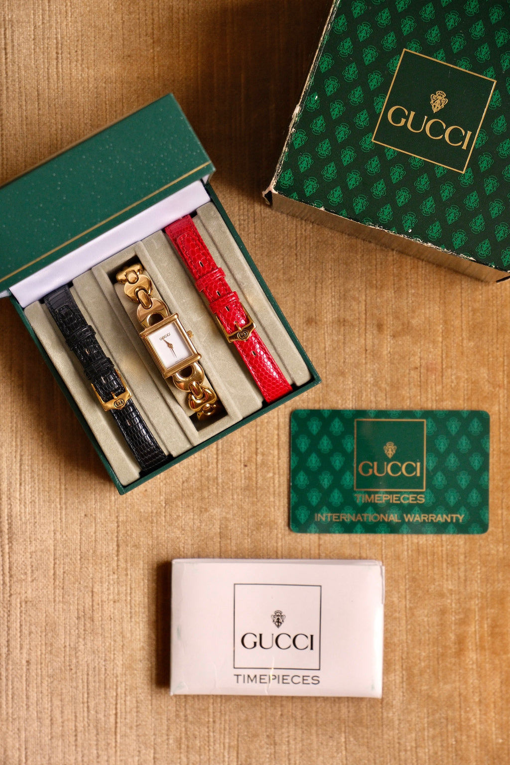 RARE FULL SET Vintage 1995 Gucci 1800L Watch Gold Plated Horsebit Bracelet Leather Straps, Quartz