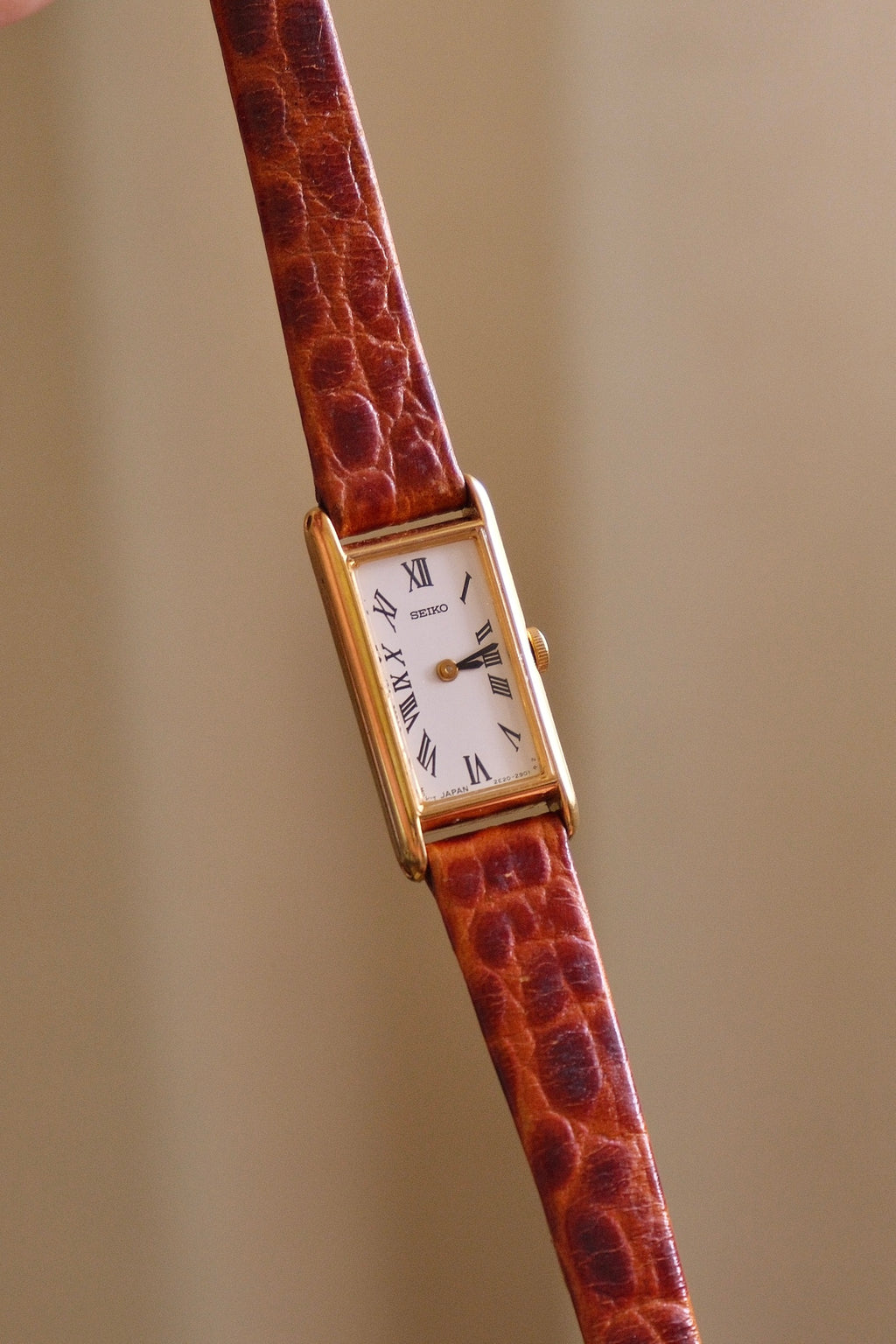 Rare 90s Slim & Petite Gold Tank Style Seiko Watch Roman Numerals on Leather Strap Working