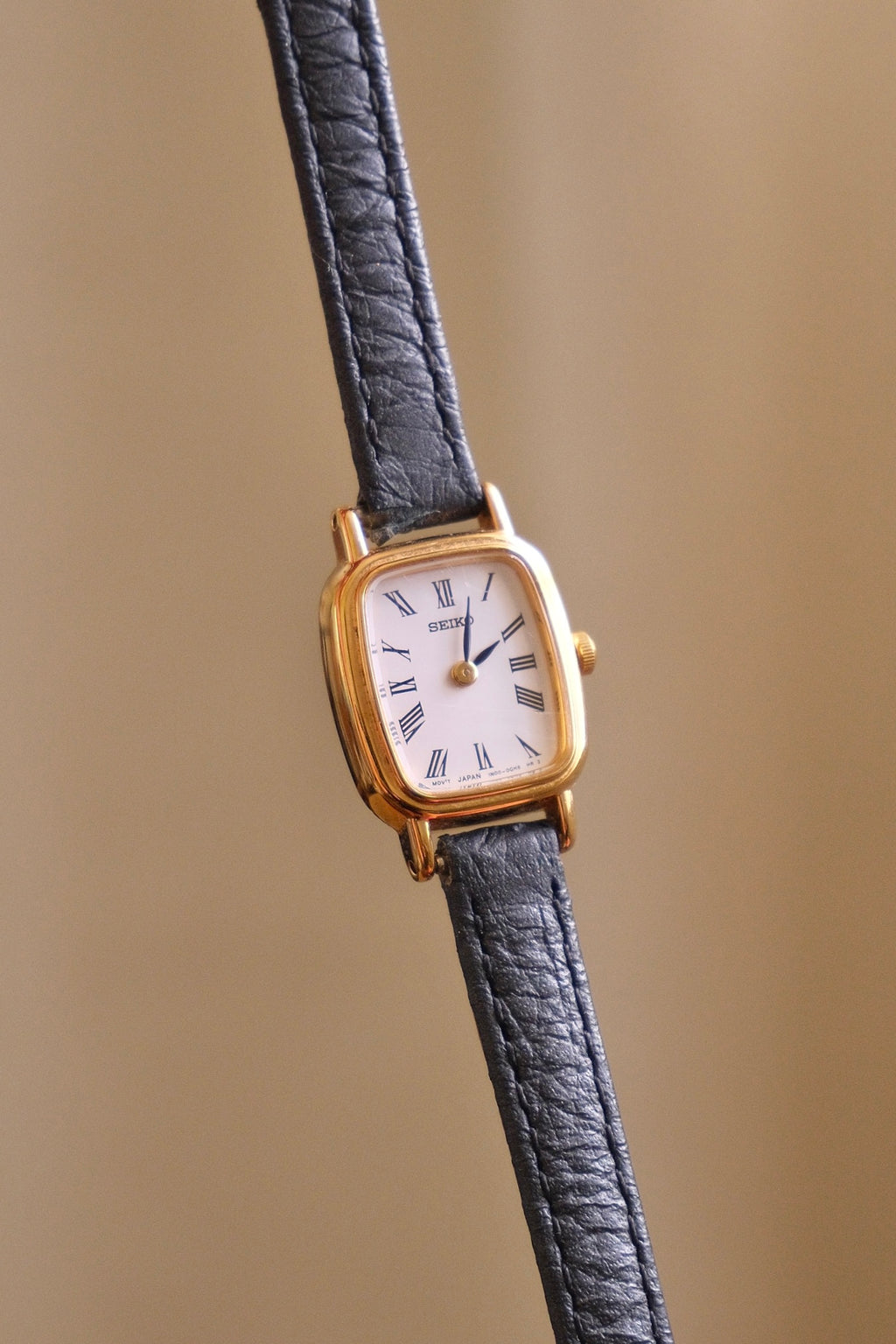 Vintage Ladies Gold Tank Seiko Watch with Leather Strap in Box