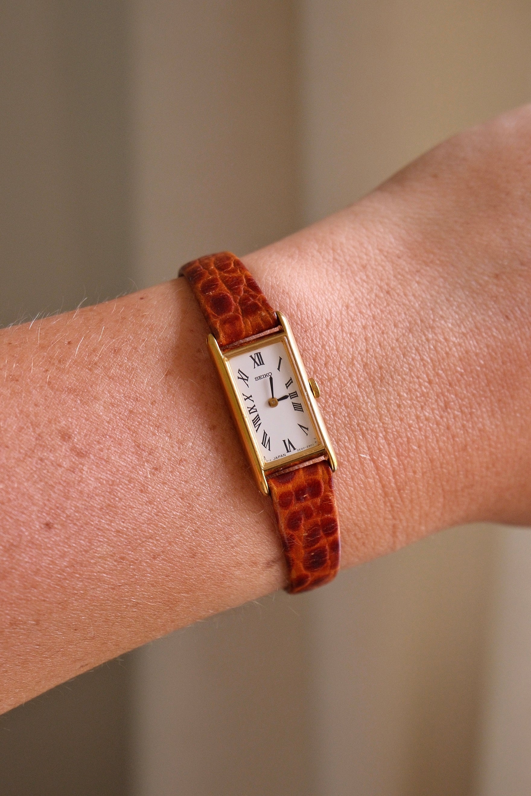 Rare 90s Slim & Petite Gold Tank Style Seiko Watch Roman Numerals on Leather Strap Working