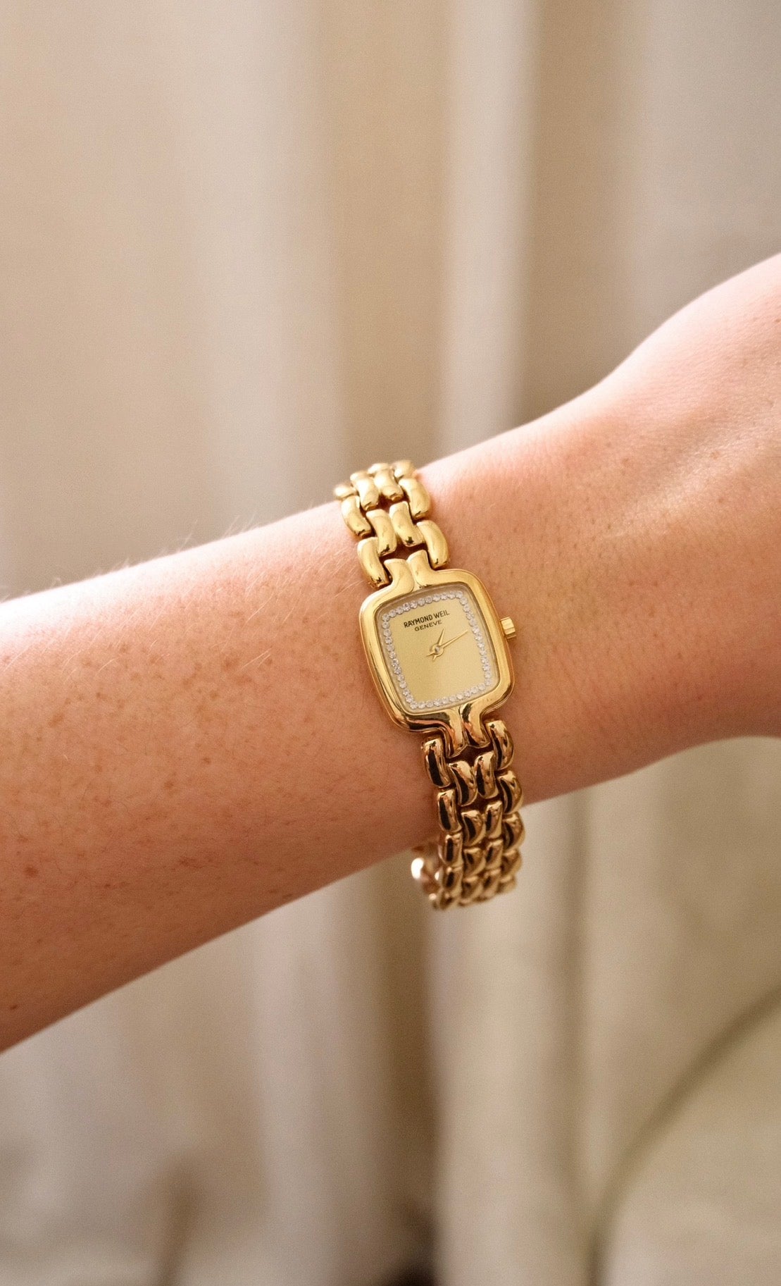 Rare vintage 18k gold plated champagne dial Raymond Weil  watch working
