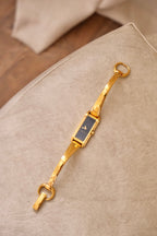 NEAR MINT 1990s Vintage Gold 1900L Gucci Black Dail Wrist Watch Ladies