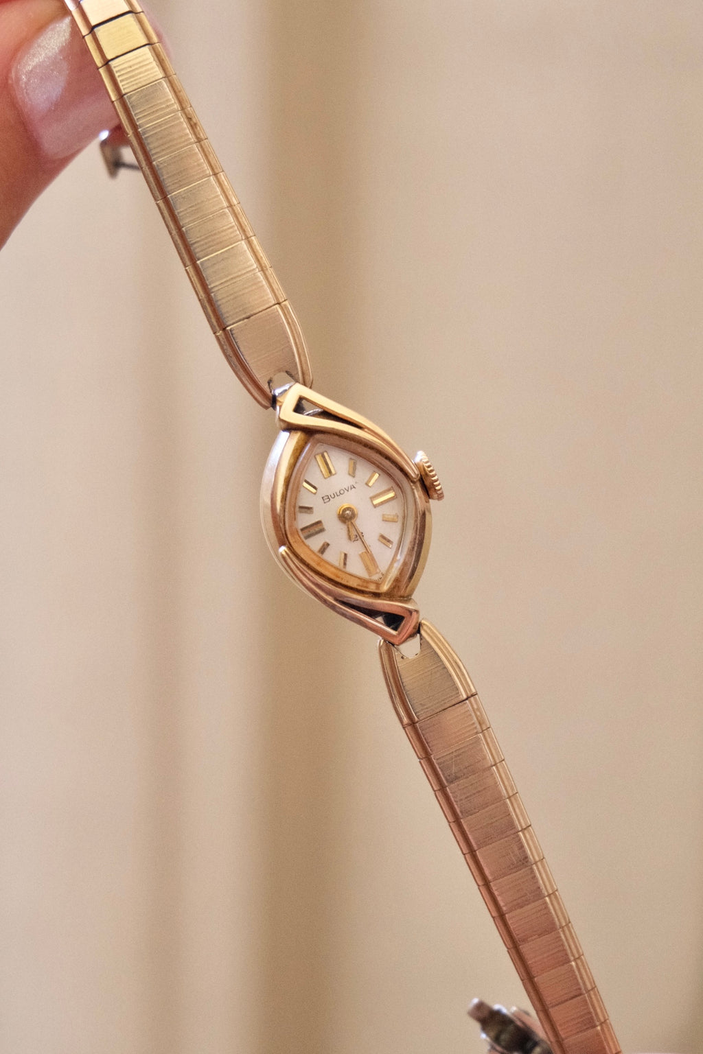 Rare 1954 Bulova Vintage Ladies Cocktail Watch Gold Filled Teardrop Wristwatch Working in Vintage Box