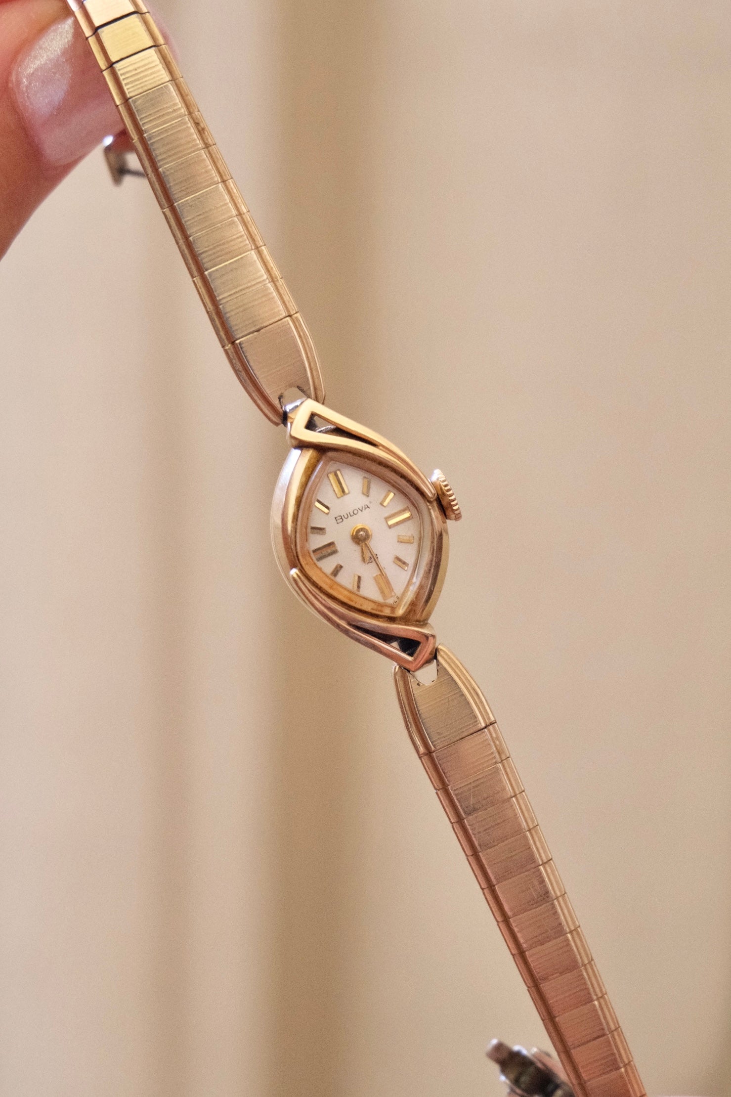 Rare 1954 Bulova Vintage Ladies Cocktail Watch Gold Filled Teardrop Wristwatch Working in Vintage Box