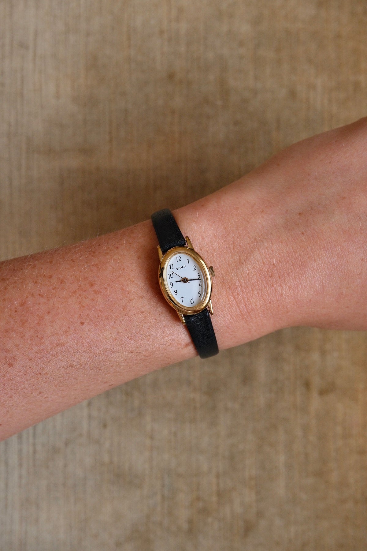 Vintage Ladies Mini Gold Timex Oval ‘Baignoire’ Style Leather Strap Watch