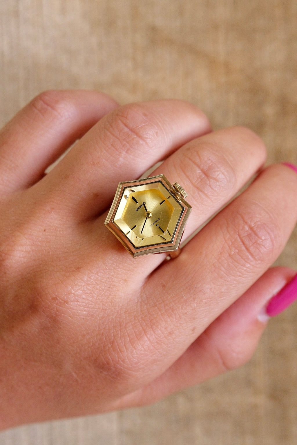 Rare 1970s Vintage Seiko Gold Mechanical Ring Watch Adjustbale Size Geometric Design