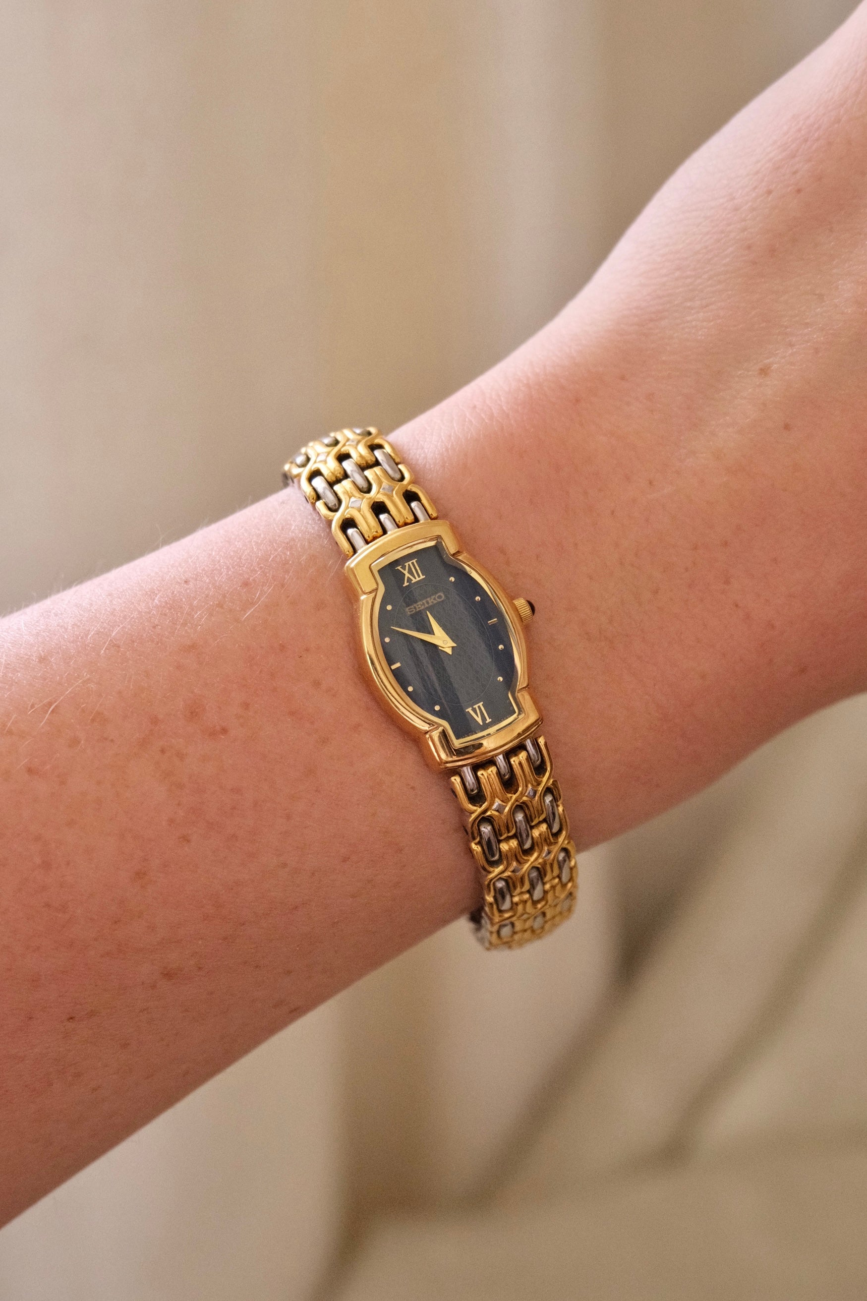 Rare Vintage 90s Seiko Two Tone Bracelet Strap Watch Working