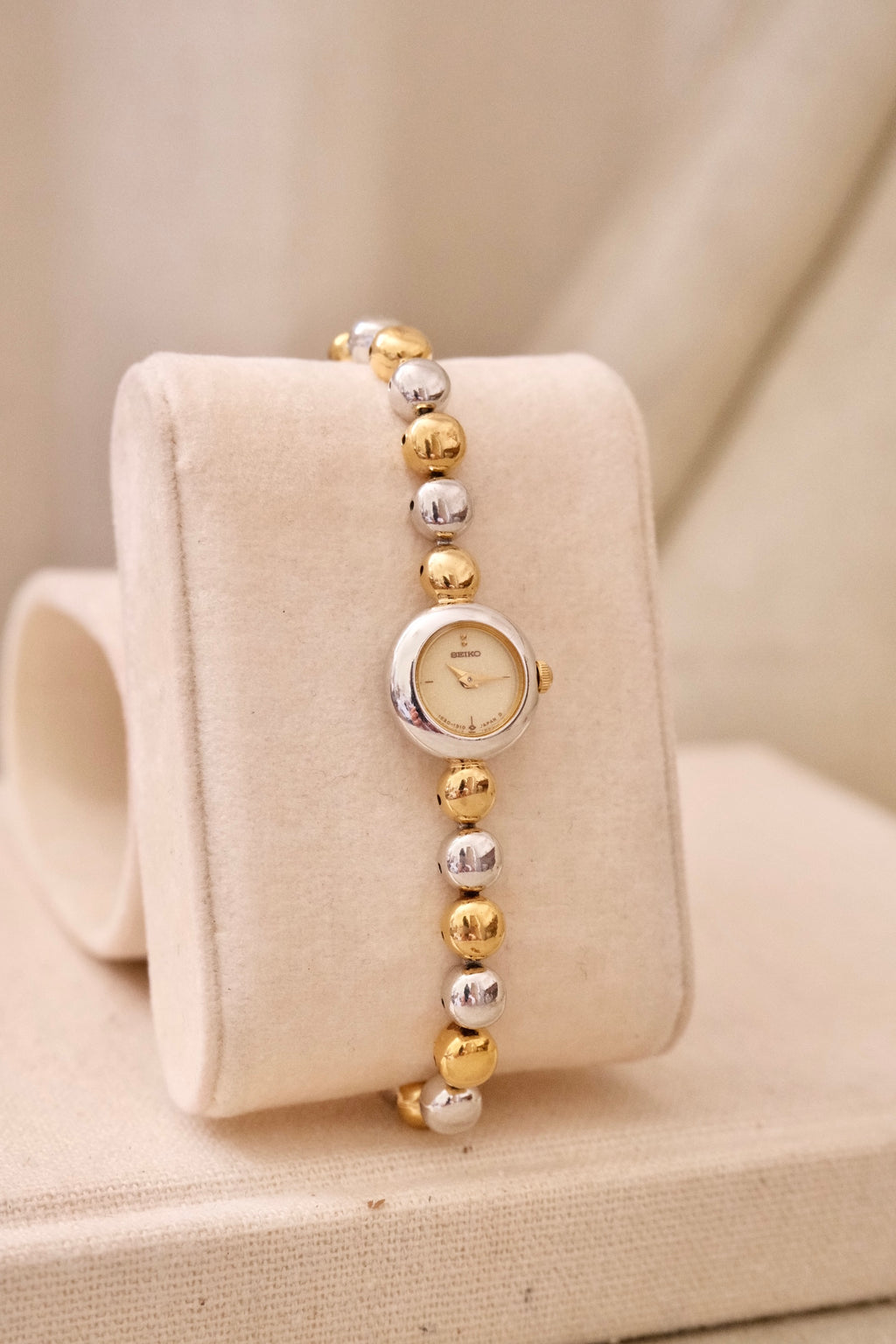 Rare Dainty Petite 90s Seiko Vintage Two Tone Watch Working with Safety Chain