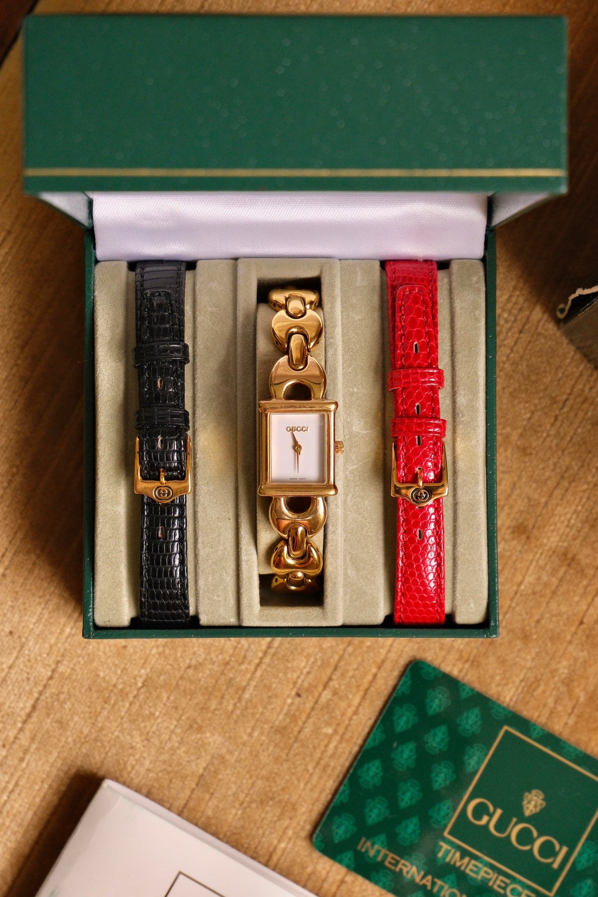 RARE FULL SET Vintage 1995 Gucci 1800L Watch Gold Plated Horsebit Bracelet Leather Straps, Quartz