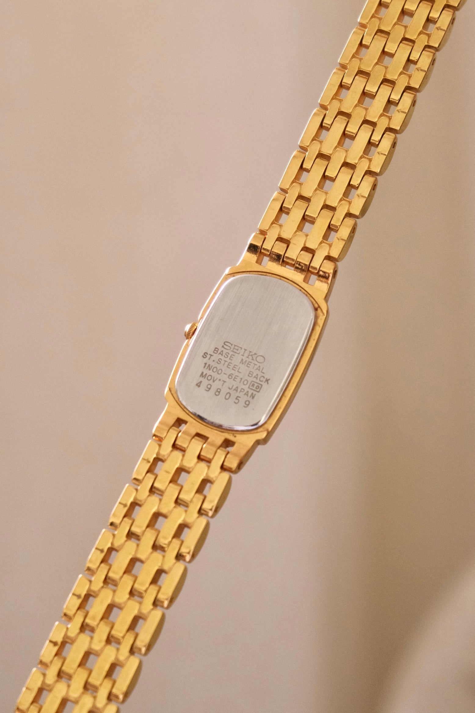 Vintage 90s Ladies Seiko Black Dial Gold Tank Watch Working