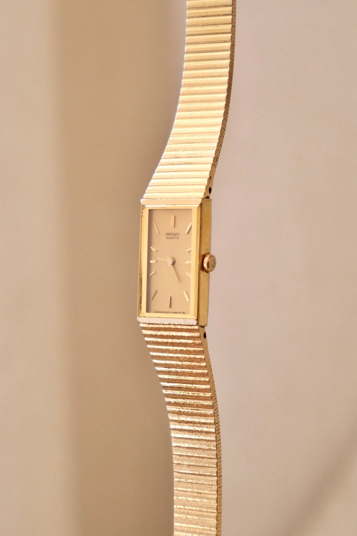 90s Vintage Rectangular Tank Style Seiko Gold Watch Working