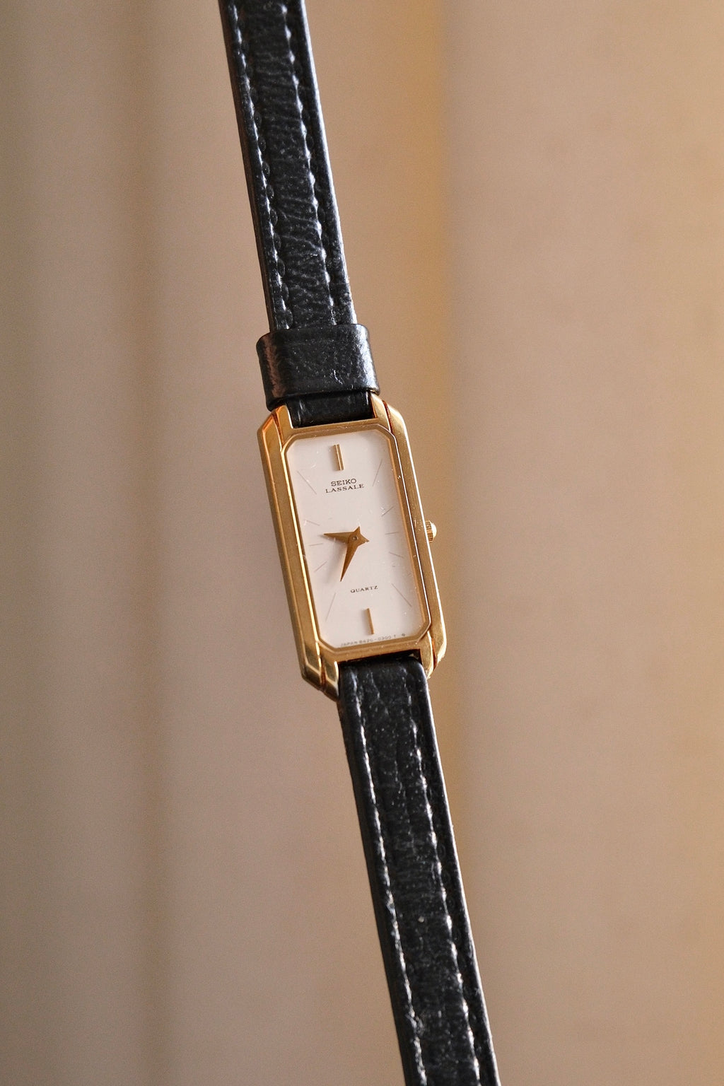 Rare Petite 90s Ladies Gold Silm Seiko Lassale Leather Watch