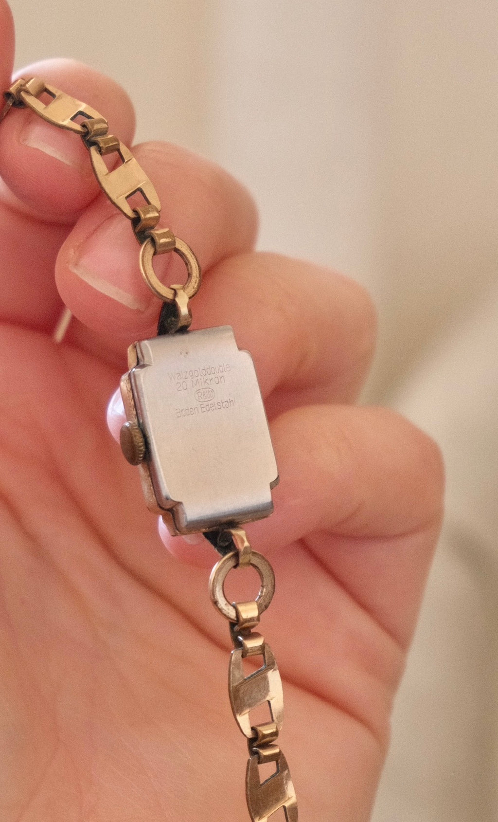 1930s Art Deco Gold Link Bracelet Watch | Petite Square Vintage Wristwatch | Antique Elegant Timepiece