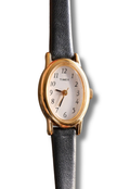 Vintage Ladies Mini Gold Timex Oval ‘Baignoire’ Style Leather Strap Watch