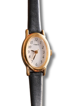 Vintage Ladies Mini Gold Timex Oval ‘Baignoire’ Style Leather Strap Watch