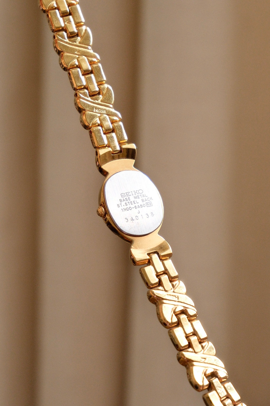 90s Vintage Ladies Gold Unique Seiko Quartz Watch Working