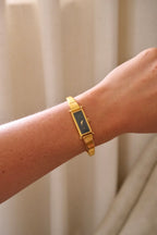 Vintage Ladies 1500L Gold Horsebit Gucci Watch