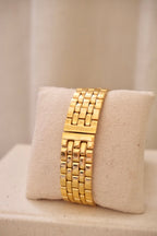 Vintage  18k Gold Plated Ladies Raymond Weil Tank Watch with Box & Papers