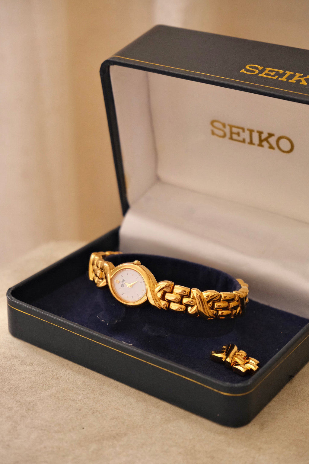 1998s Women’s Vintage Gold Seiko Watch with Box’s and Papers