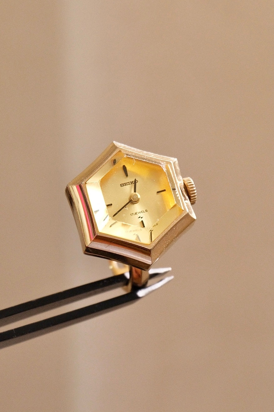 Rare 1970s Vintage Seiko Gold Mechanical Ring Watch Adjustbale Size Geometric Design