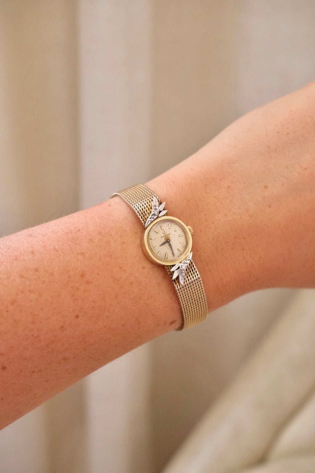 1950s Vintage Omega Ladies Cocktail Watch 10K Gold Filled Mesh Bracelet Diamond Leaf Lugs Champagne Dial Manual Wind Watch