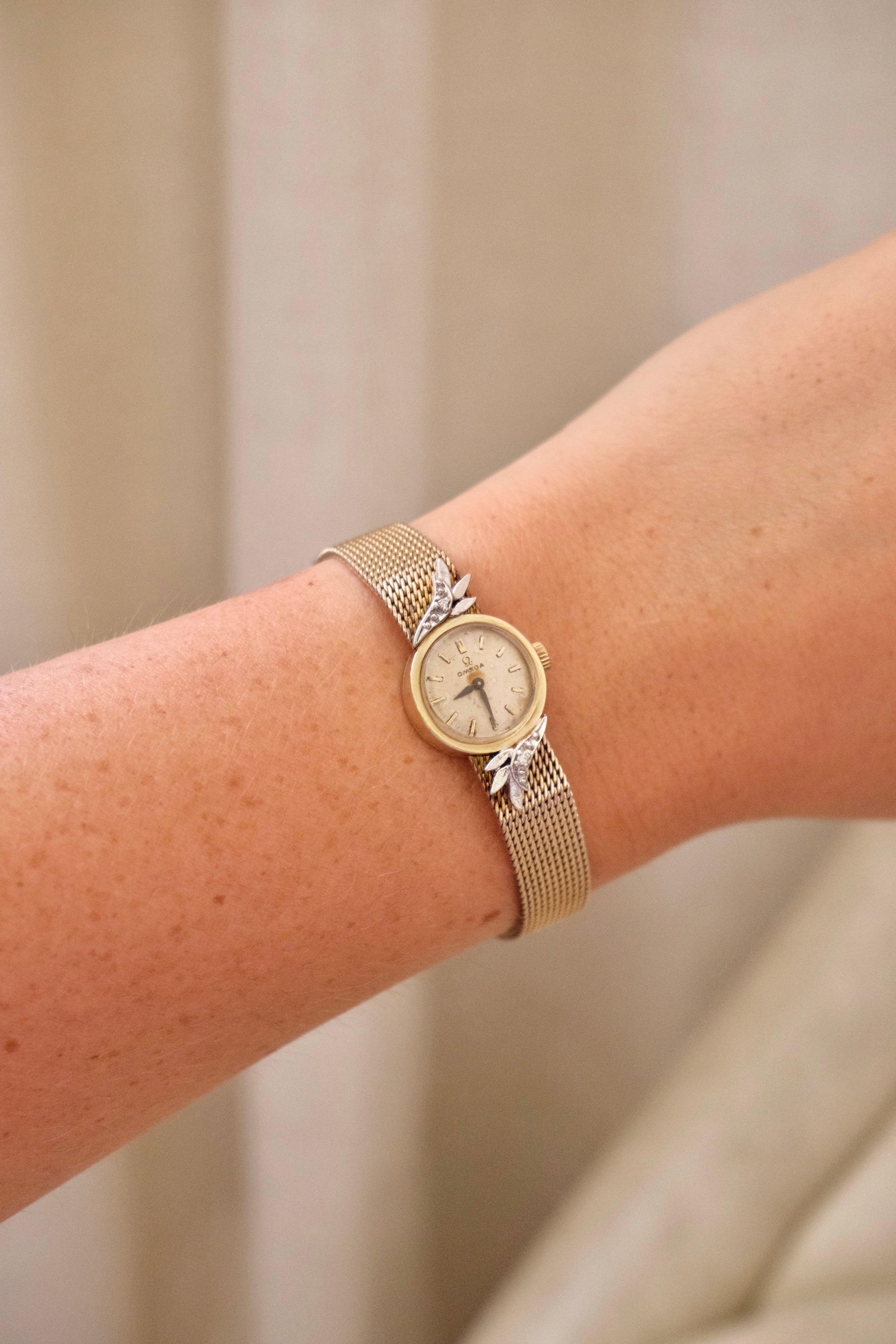 1950s Vintage Omega Ladies Cocktail Watch 10K Gold Filled Mesh Bracelet Diamond Leaf Lugs Champagne Dial Manual Wind Watch