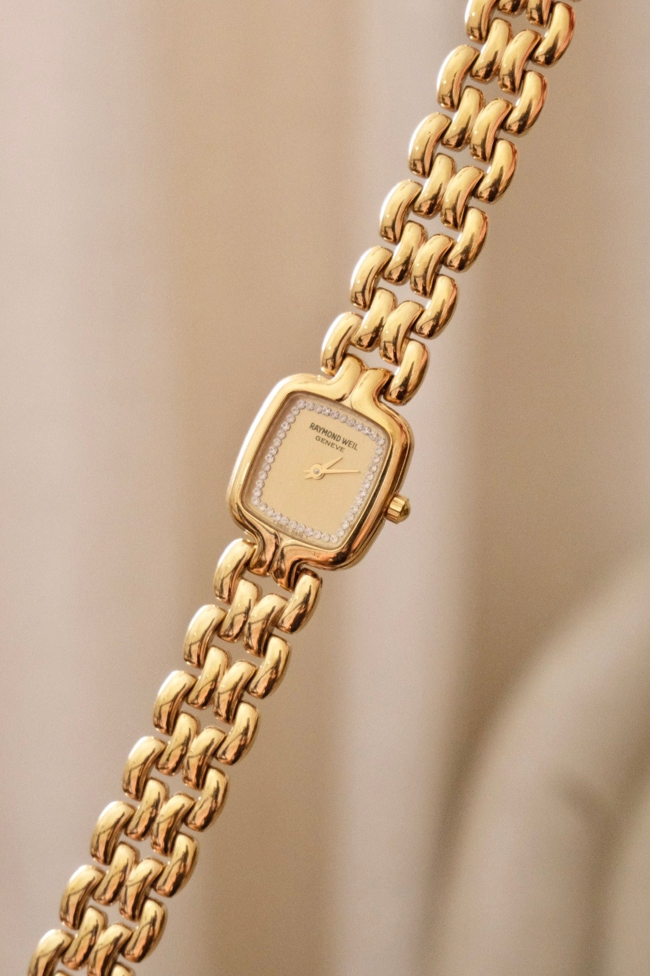 Rare vintage 18k gold plated champagne dial Raymond Weil  watch working