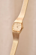 Vintage 90s Gold Ladies Seiko Watch with Textured Bracelet Strap Working