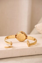 90s Gold-Plated Vintage Gucci 1400L Ladies Bangle Quartz Watch Working with Horsebit Design