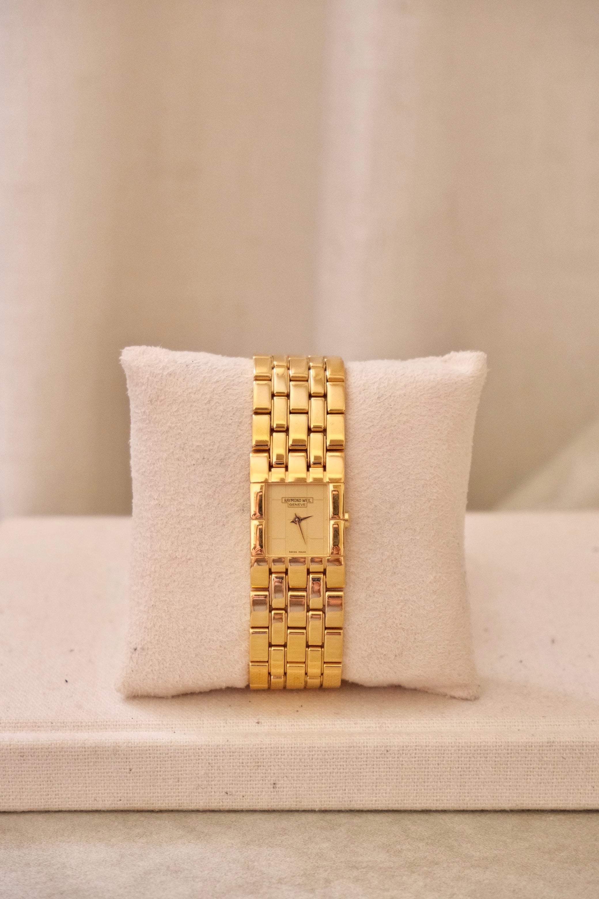 Vintage  18k Gold Plated Ladies Raymond Weil Tank Watch with Box & Papers