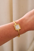 Rare Vintage Ladies 1900L Gold Bangle Gucci Watch