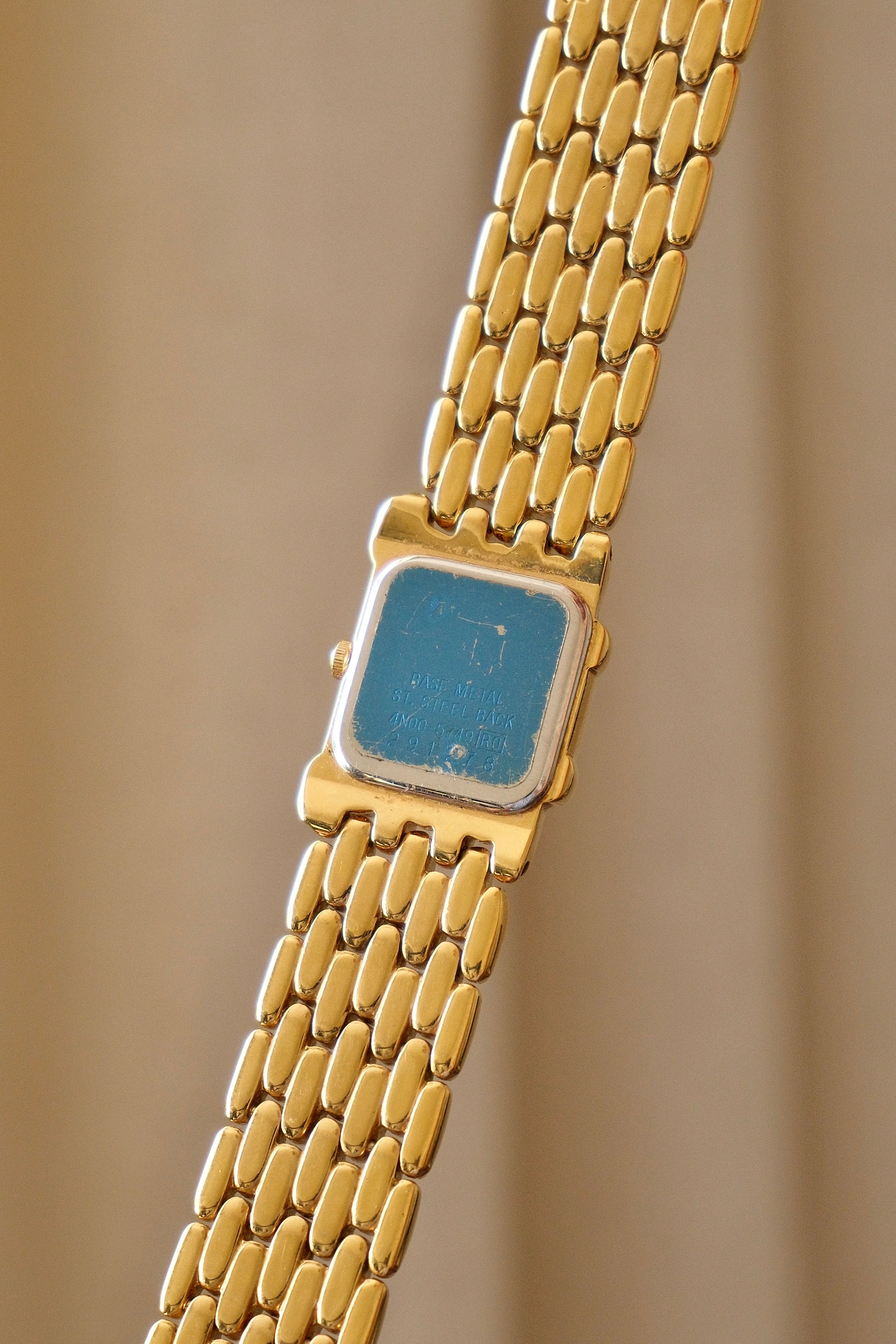 Rare 90s Vintage Ladies Gold Seiko Rivoli 4N00-5749  Watch with Black Dial
