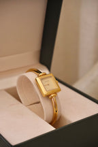 Near Mint Rare Vintage Ladies 1900L Gold Bangle Gucci Watch In Box