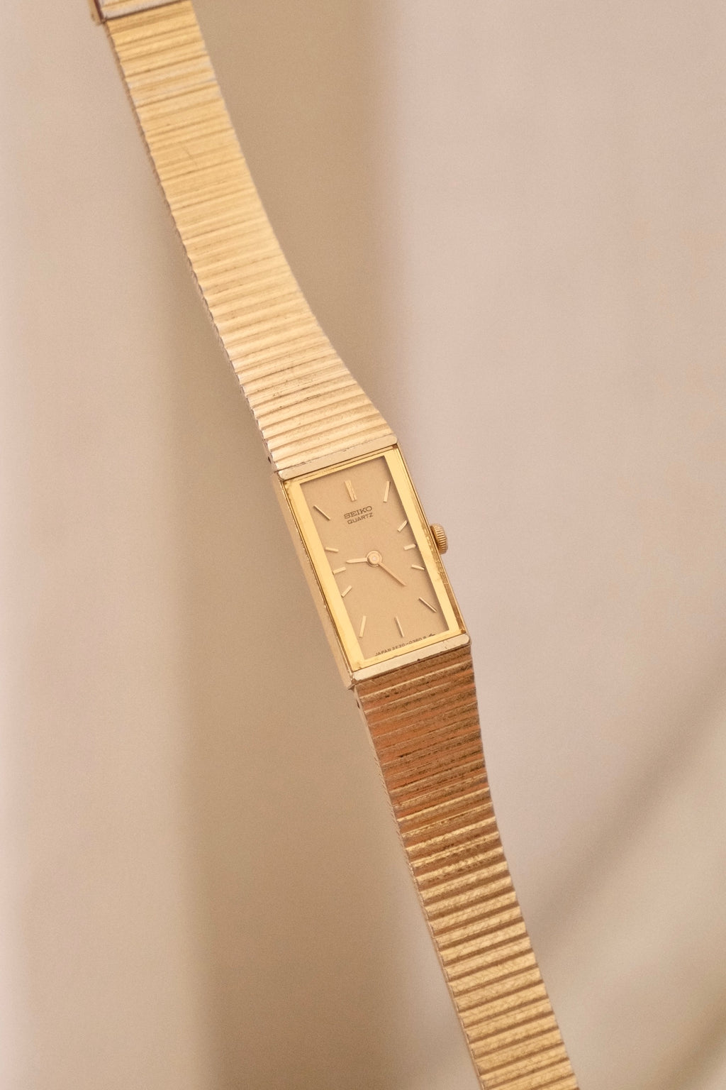 90s Vintage Rectangular Tank Style Seiko Gold Watch Working