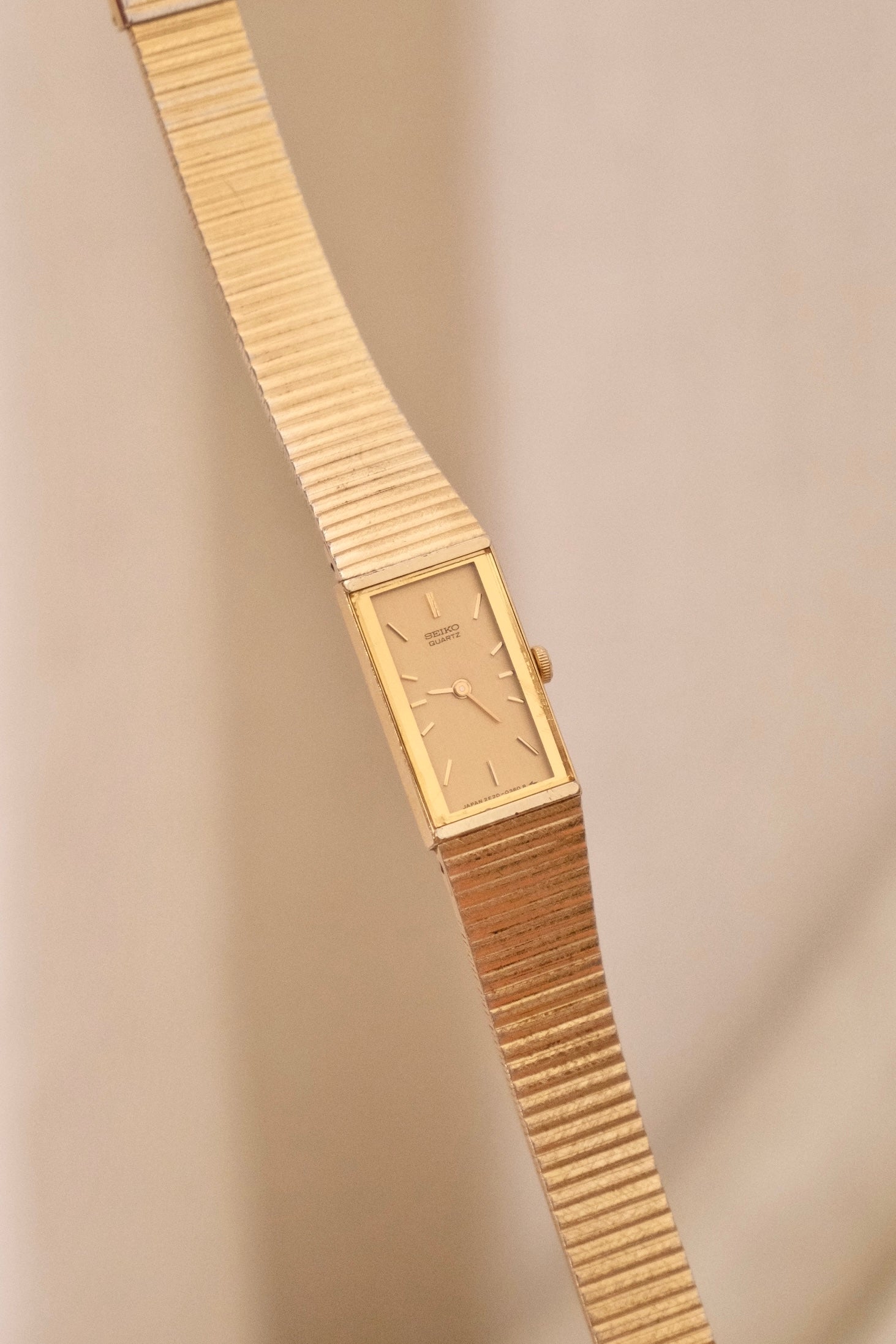 90s Vintage Rectangular Tank Style Seiko Gold Watch Working