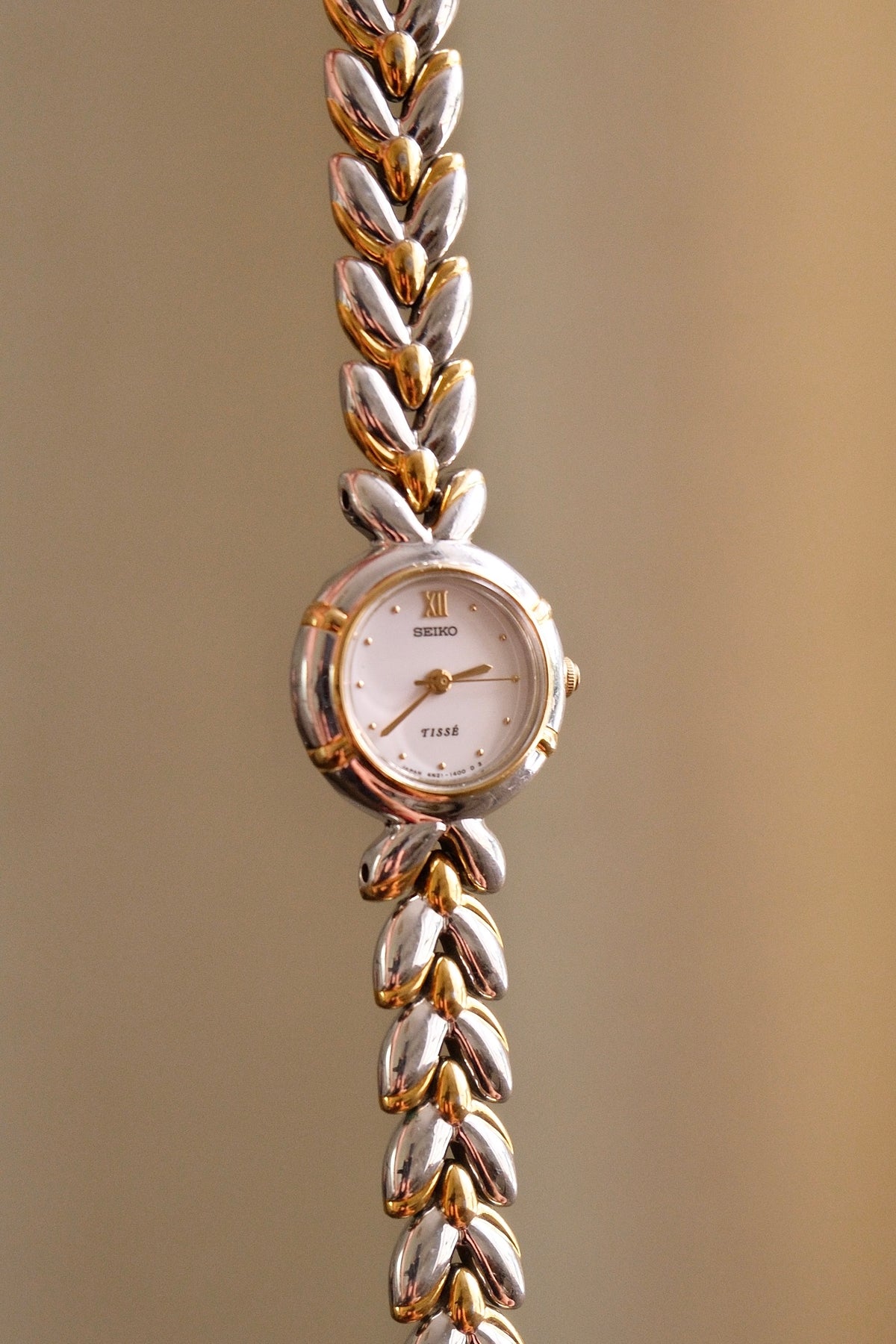 Vintage 90s Ladies Gold Two Tone Seiko Tissé Dainty Quartz Watch