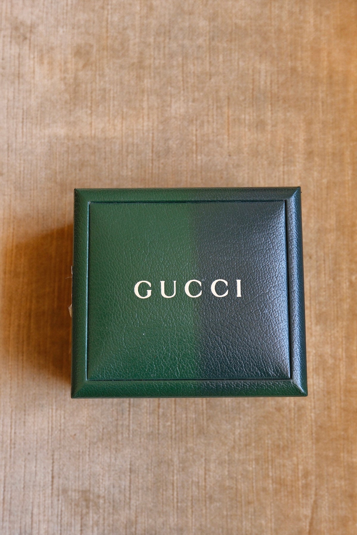 Rare Vintage Gucci 11/12.2 Gold Plated Interchangeable Bezel Bangle Watch in Box