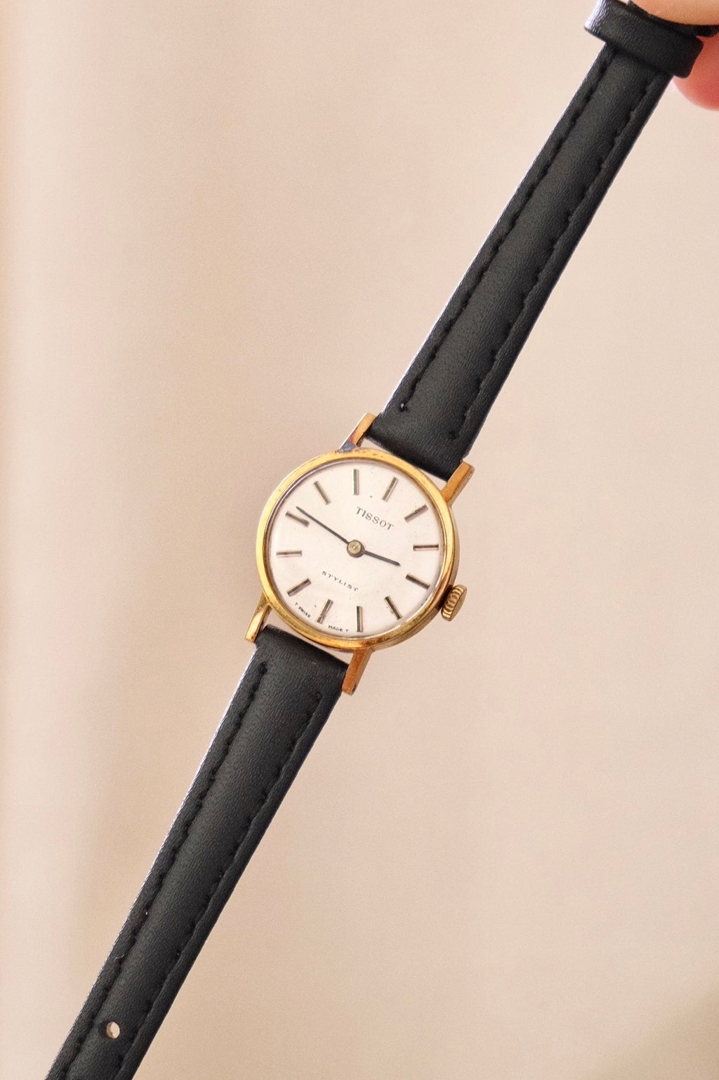 Vintage ladies gold Tissot leather strap mechanical watch working
