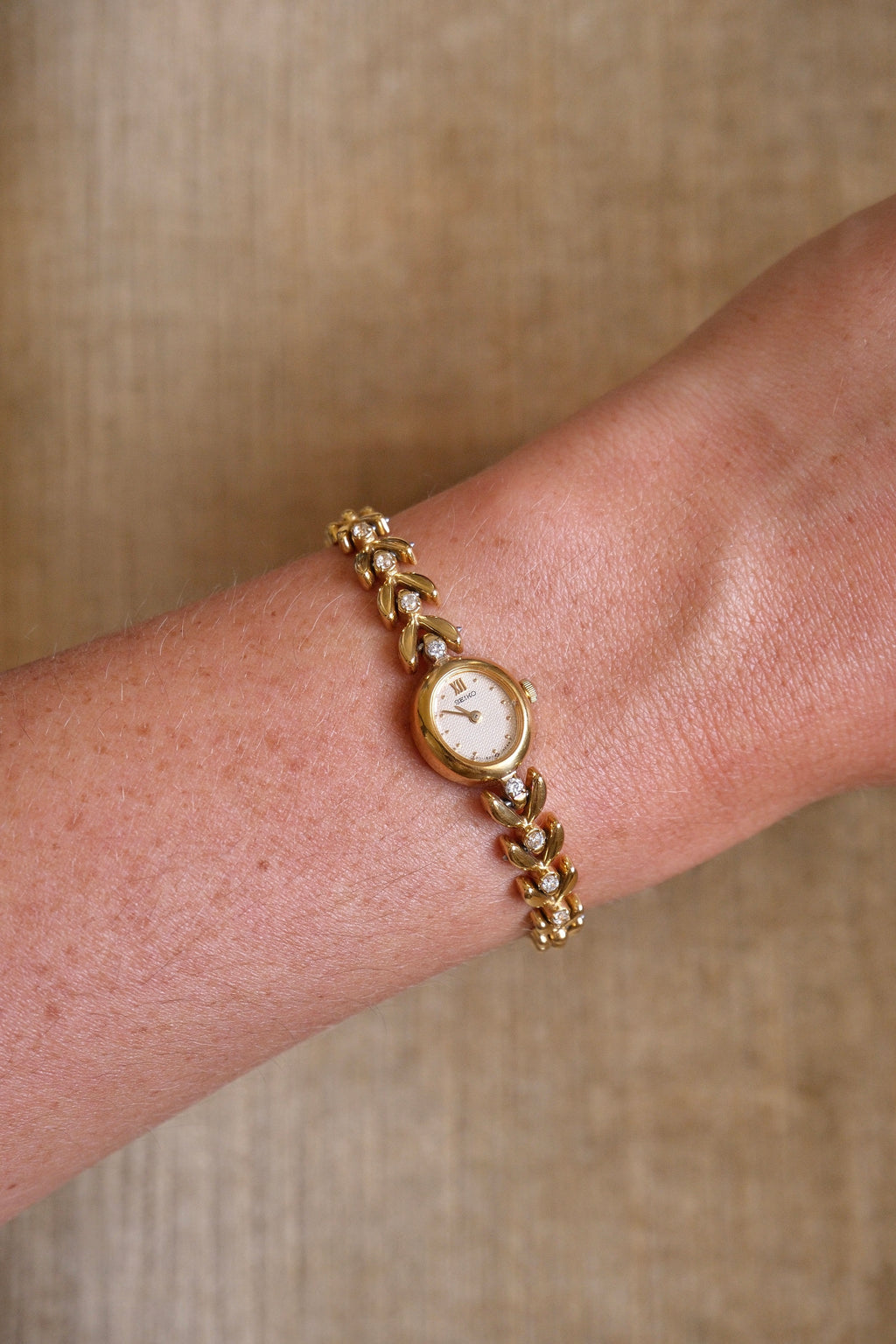 Very Rare 90s Gold-Plated Seiko Jewellery Quartz Watch with Tiny Oval