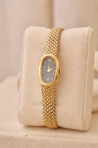 Vintage 1980s/1990s Ladies Gold Seiko Watch – Black Dial – Dainty Bracelet Watch