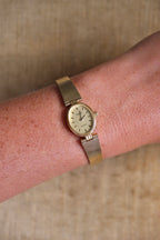 Vintage 1980s Tissot Ladies Gold Oval Watch - Swiss Quartz Cocktail Dress Wristwatch with Integrated Mesh Pattern Mesh Bracelet
